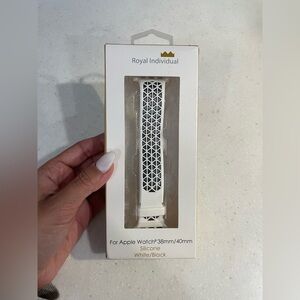 Apple Watch Sport Silicone Band 38mm 40mm White Black Geometric Pattern NWT